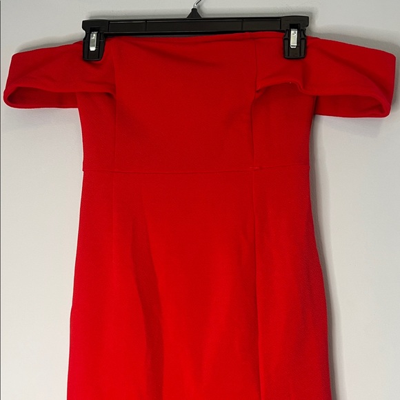 SNDYS. Women's Elegant Red Off-Shoulder Fitted Midi‎ Dress Size Small - Picture 2 of 6